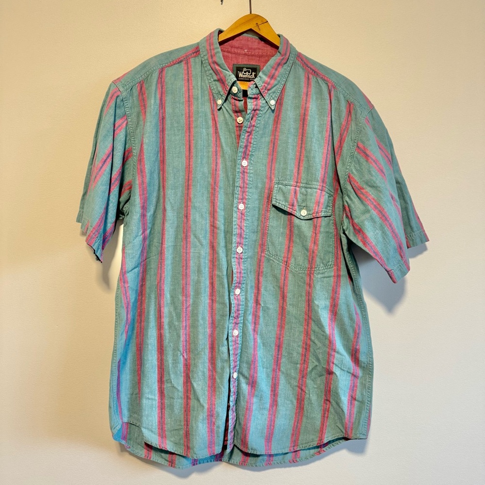 VINTAGE WOOLRICH BUTTON UP SHIRT